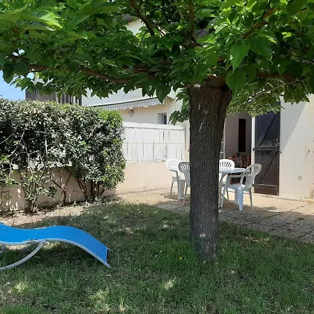 T3 A : Plage, Terrasse, Jardin Clos Et Parking Prive - Fr-1-239-971 Apartment Seignosse