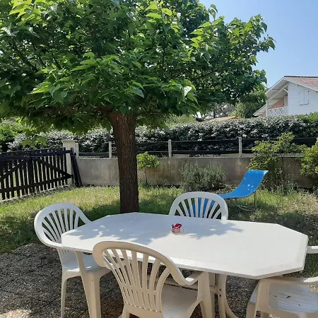 T3 A : Plage, Terrasse, Jardin Clos Et Parking Prive - Fr-1-239-971 Seignosse